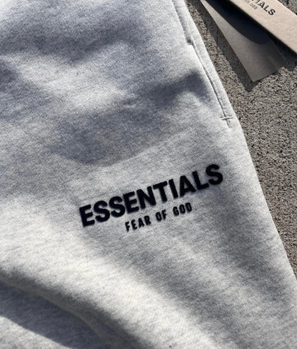 ESSENTIALS SHORTS