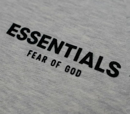 ESSENTIALS SHORTS