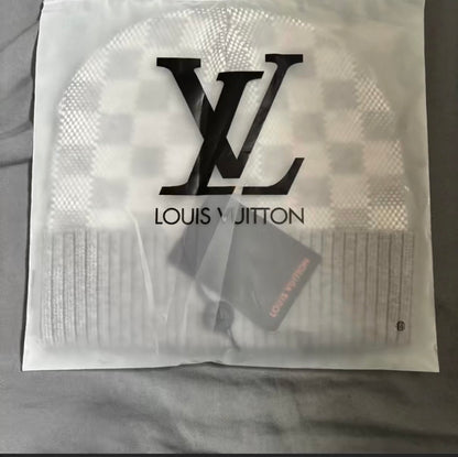 LV Néo Petit Damier Beanie